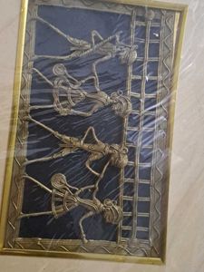 antic frame of music