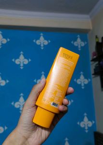 Dot &amp; Key Mango Detan Sunscreen - 80G