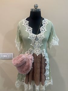 Lace Dress Comes With Free Bag