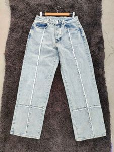 Trendy Wide-Leg Jeans