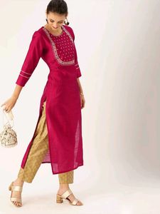 Women Magenta &amp; Silver Embellished Straight Kurta