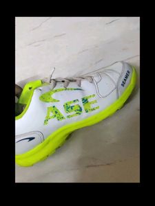 Criket Shoe ASE Green colour!