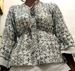 Floral Print Tie-Up Top
