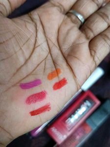 Comboo Of 5 Lipsticks