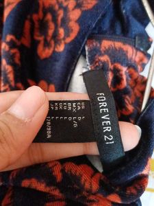 Floral Print Velvet Crop Top