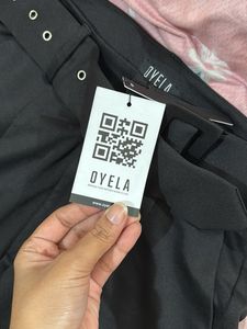 Chic Black Belted Trousers