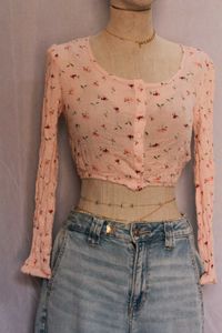 NUON Floral Crop Top