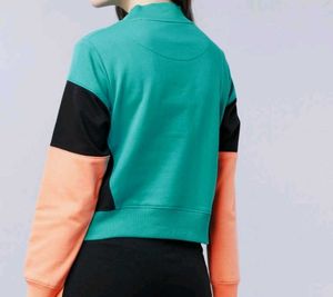 Stylish Graphic Sweatshirt