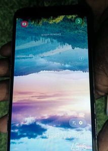 Samsung J6