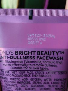 Pond&#39;s Bright Beauty Facewash