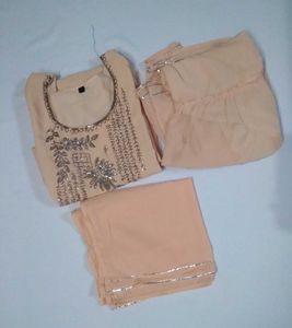 Elegant peach Kurta Set