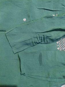 Green Embroidered Kurta