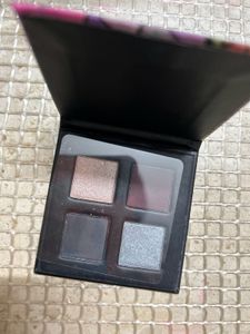 FACES CANADA Eyeshadow Palette Shade: Smokey Game