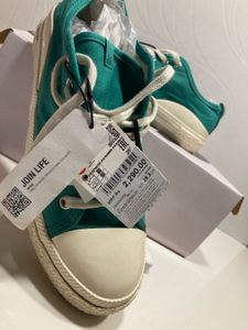 Zara Green Sneakers 39 SIZE ORIGINAL BRAND NEW 🆕