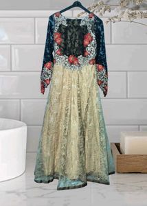 OFFER!! Gown In Low Price 😍