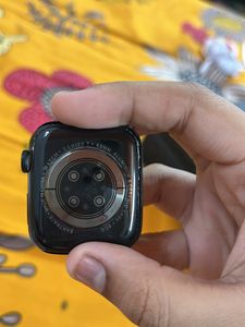 Apple Watch Series 8