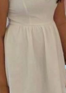 Forever 21 Off White dress Of M Size