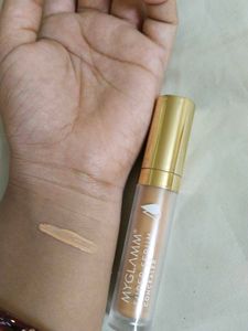 My Glam Super Serum  Concealer