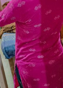 Elegant Pink Embroidered Cotton Kurti – Size S