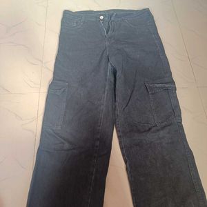Black Cargo Jeans