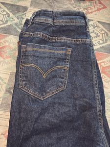 Women&#39;s Dark Wash Jeans