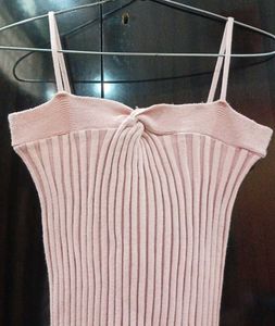 Ribbed Pink Crop top sleeveless bodycon 💌