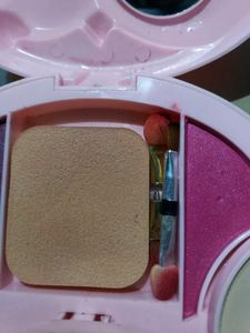Magic Makeup Kit