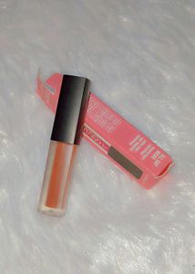 Huda Beauty Liquid Matte Lipstick