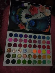 De Lanci 54 Colors Eyeshadow Pallette