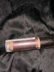 Revolution Conceal &amp; Define Concealer