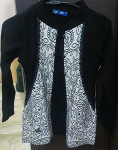 Woolen Sweater With Jacket