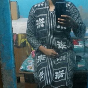 woman&#39; suit sweater