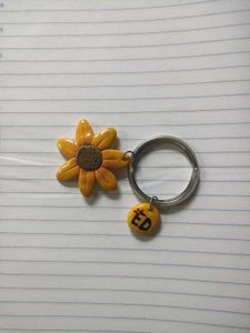 Cute Sunflower Keychain 🌻