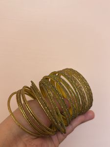 Mehendi Color Full Bangles Set
