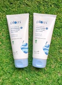 Plum 2% Niacinamide Simply Bright Face Wash Pack O