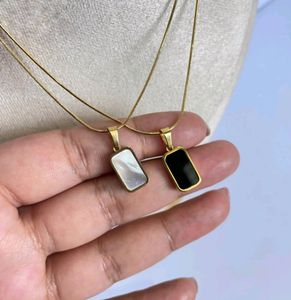 Anti-tarnish Reversible Necklace
