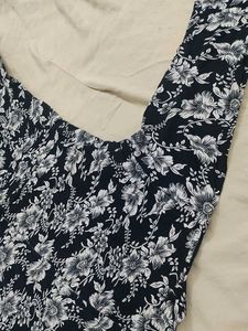 Casual Navy Blue Top