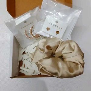 Korean Earrings Set With Stud And Scrunchies