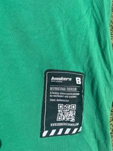 BONKERS CORNER oversized green tee SIZE-M, UNISEX