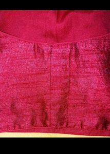 U Neck Back Hook Sleeveless