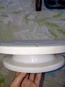 Rotating Cake Table (Turntable)