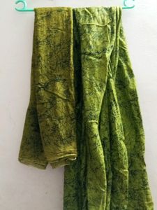 Kurta Dupatta &amp; Salwar Set No flaws at all. In good condition.