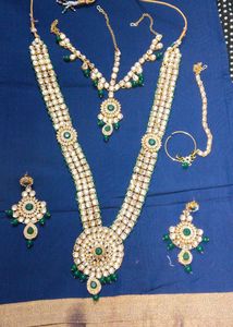 Green And White Kundan Set