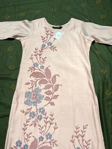 Floral Embroidered Kurti