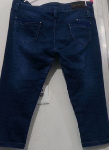 Capri Jeans