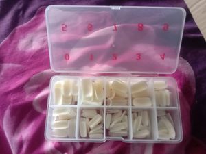 Fake Nails Very Good Condition