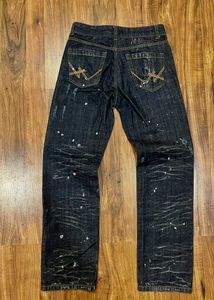 Evisu Jeans Distressed Design