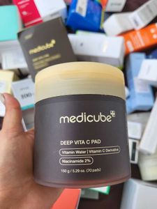 Medicube Deep Glow Vitamin C Toner Pads