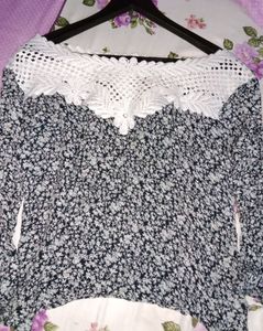 FLORAL PRINT CROP TOP