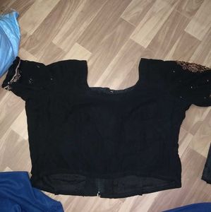 Black Saree With Blouse And Peticoat